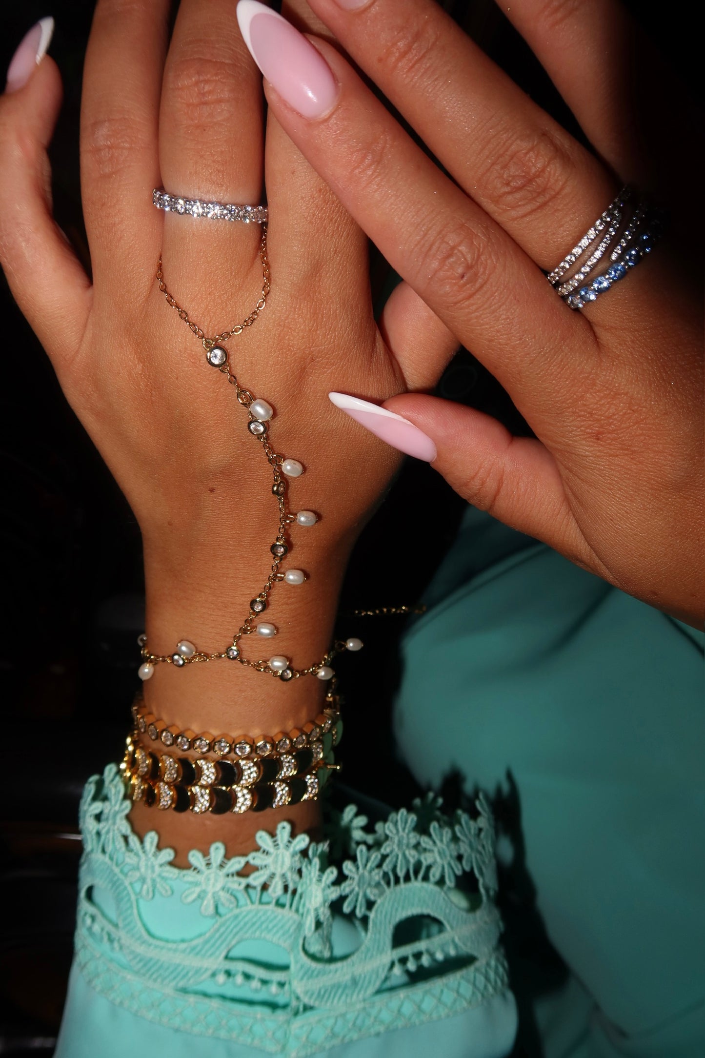 Lulu Hand Chain